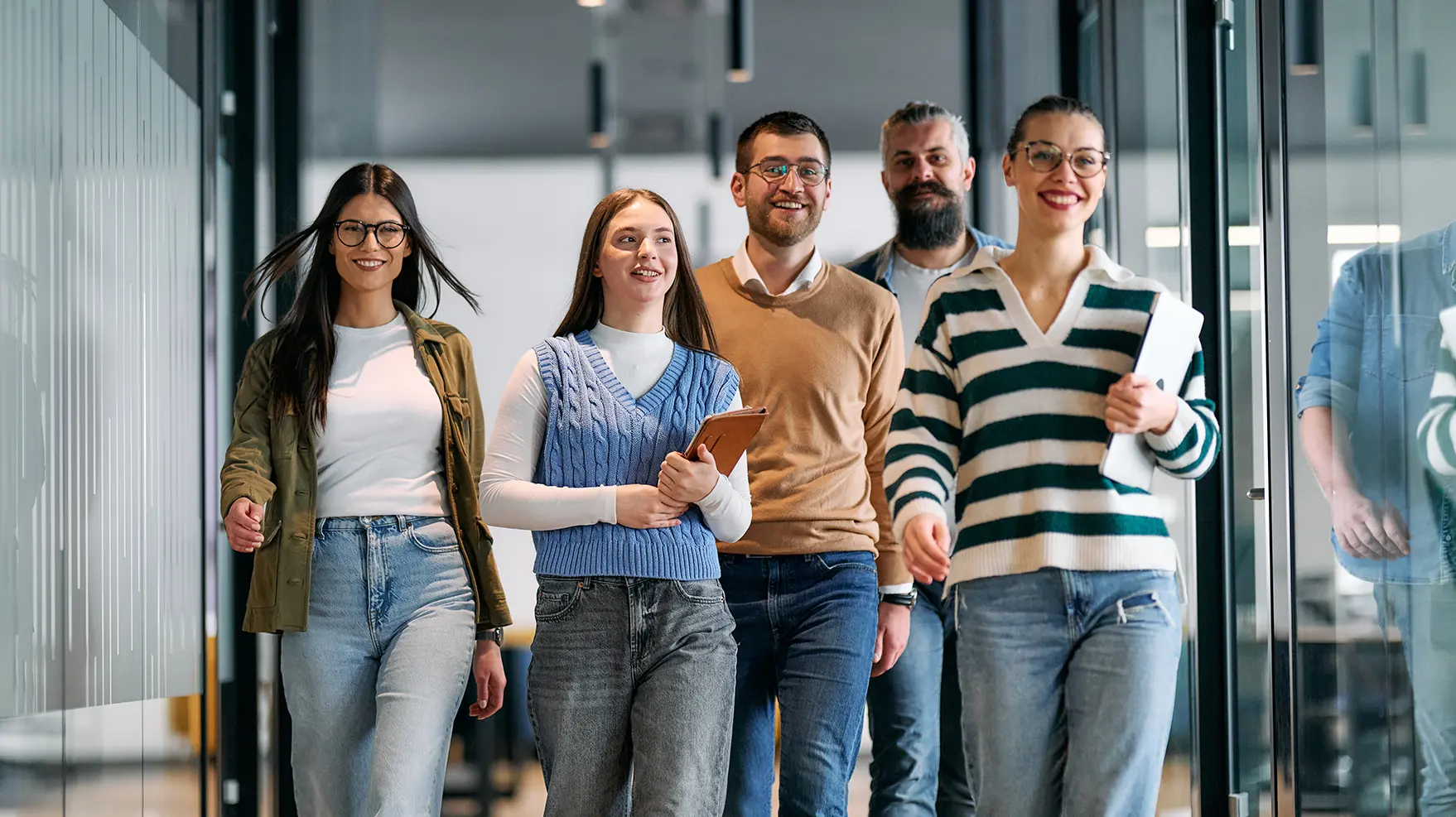 group of college students walking to a career fair
