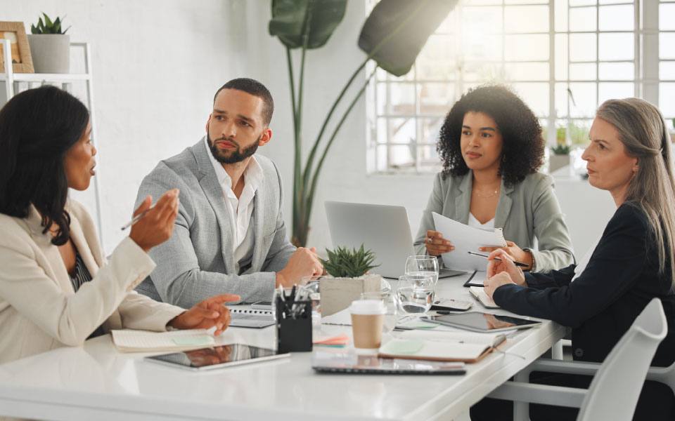 Legal Services Firm Returns to Reliable HR and Payroll Solution