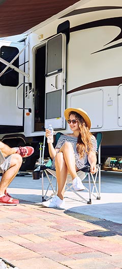 industries-dealerships-rv-tallcard