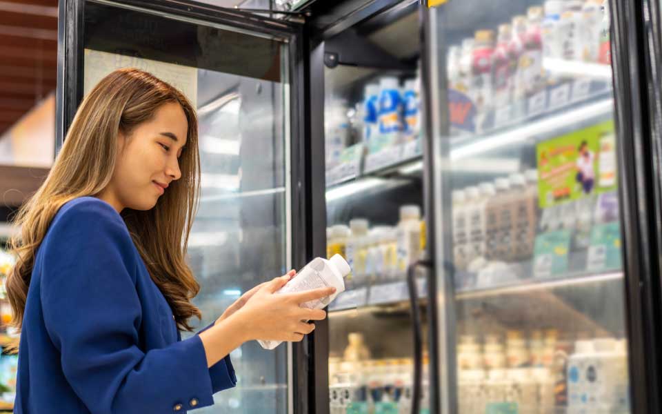 insights-2025-food-and-beverage-industry-top-trends-and-tariff-impacts