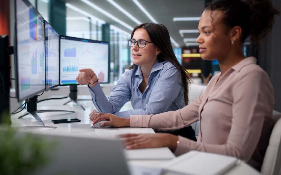 What to Look for in a Cloud-Based HCM Platform