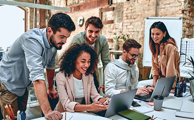 services-human-capital-management-hr-technology-image-1